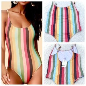 NWT ‘Rythm’ 🌈 Striped Scoop 1 Pc Scoop Swimsuit